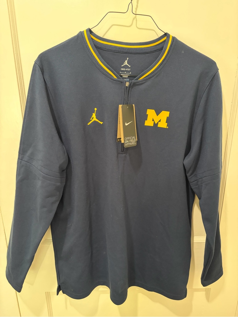 NWT Men’s Michigan Quarter Zip Long Sleeve Shirt